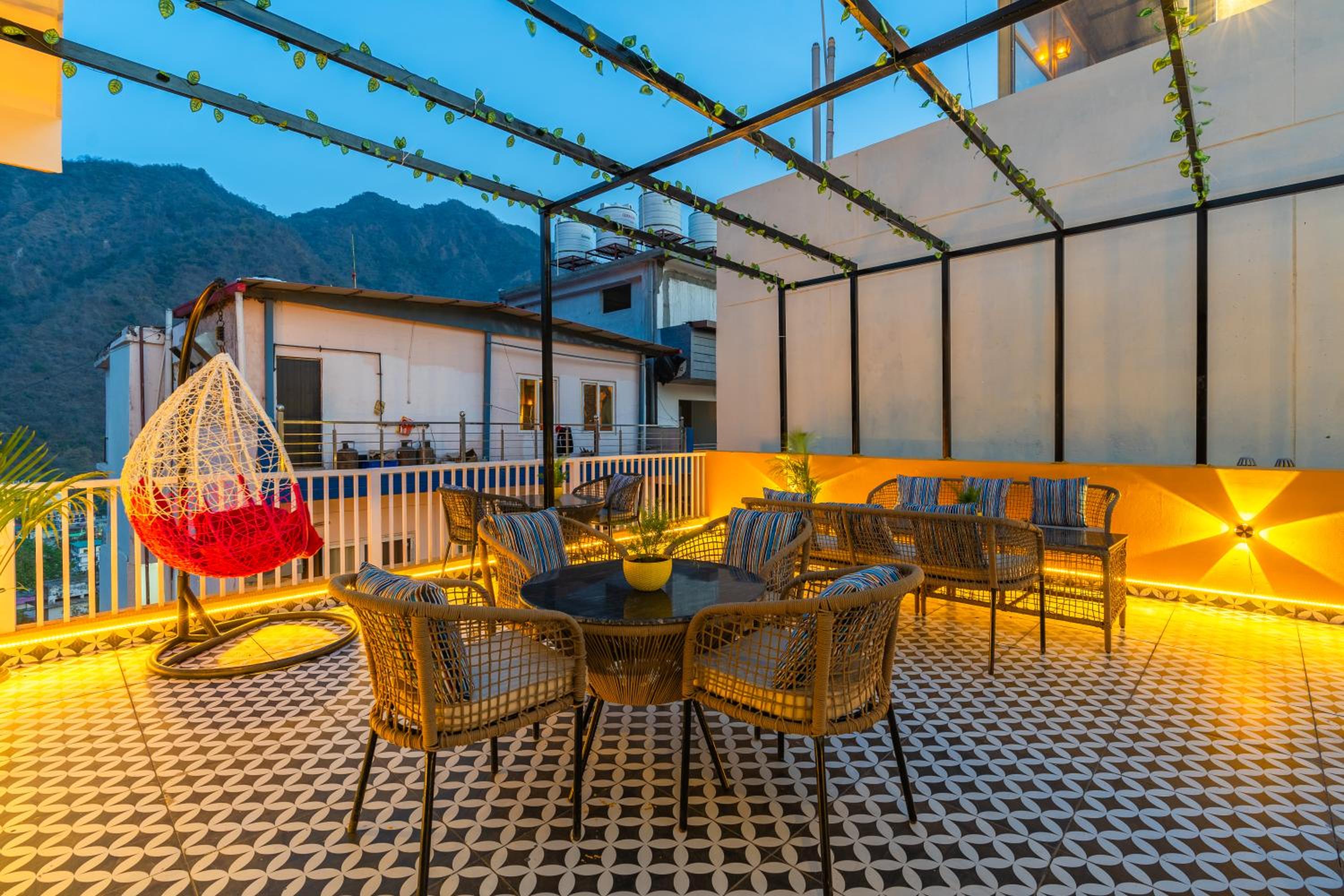 The Social Stays Rishikesh 19/24