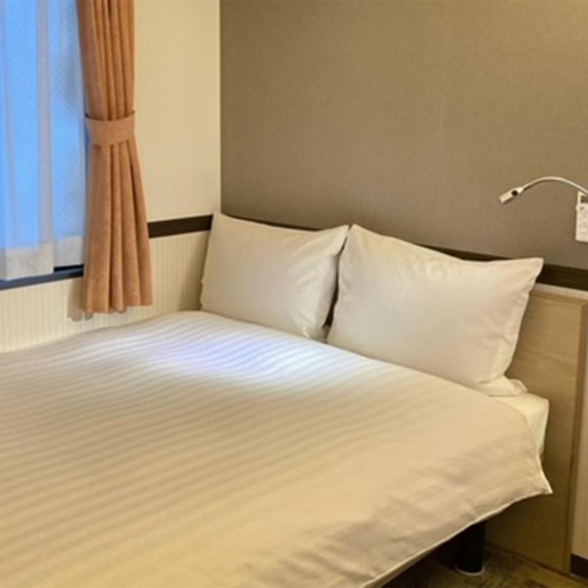 Room, Double Bed