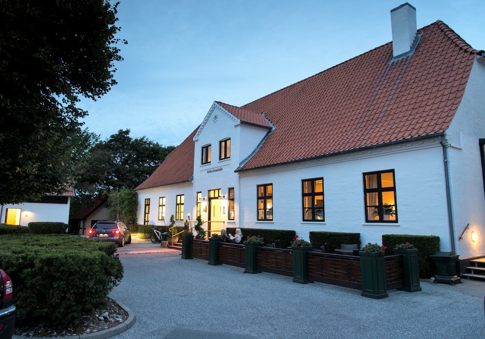 Hotel Scheelsminde 3/66