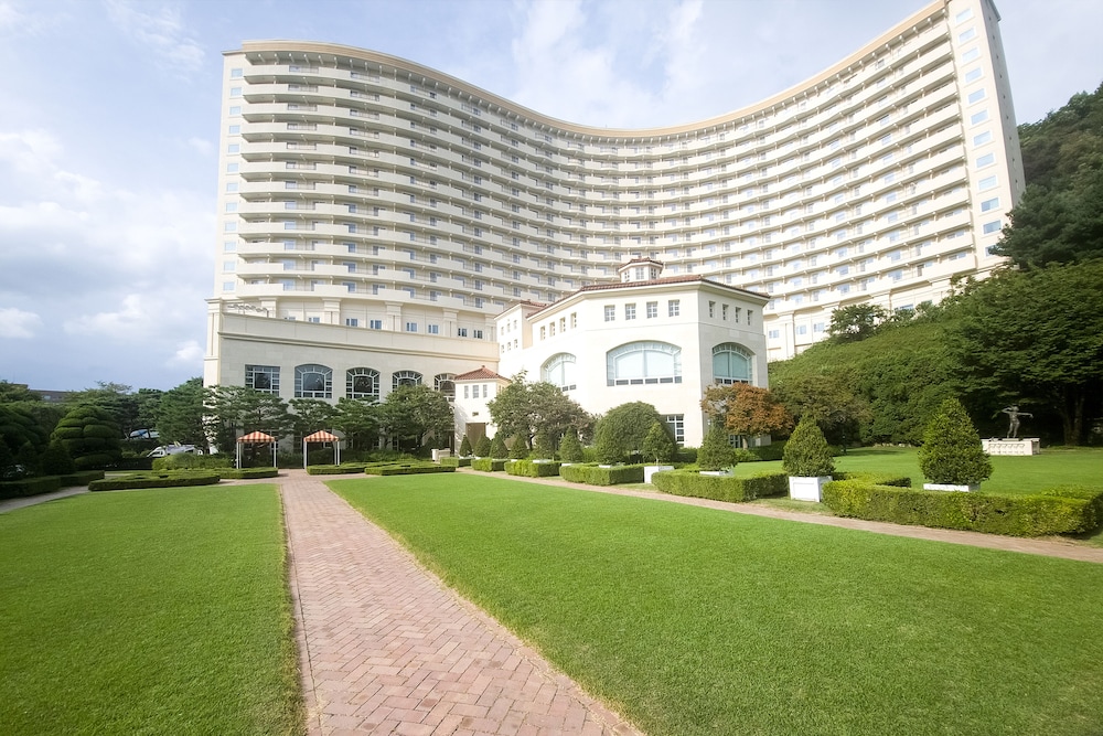 La Vie Dor Hotel and Resort, Trademark Collection by Wyndham 62/64