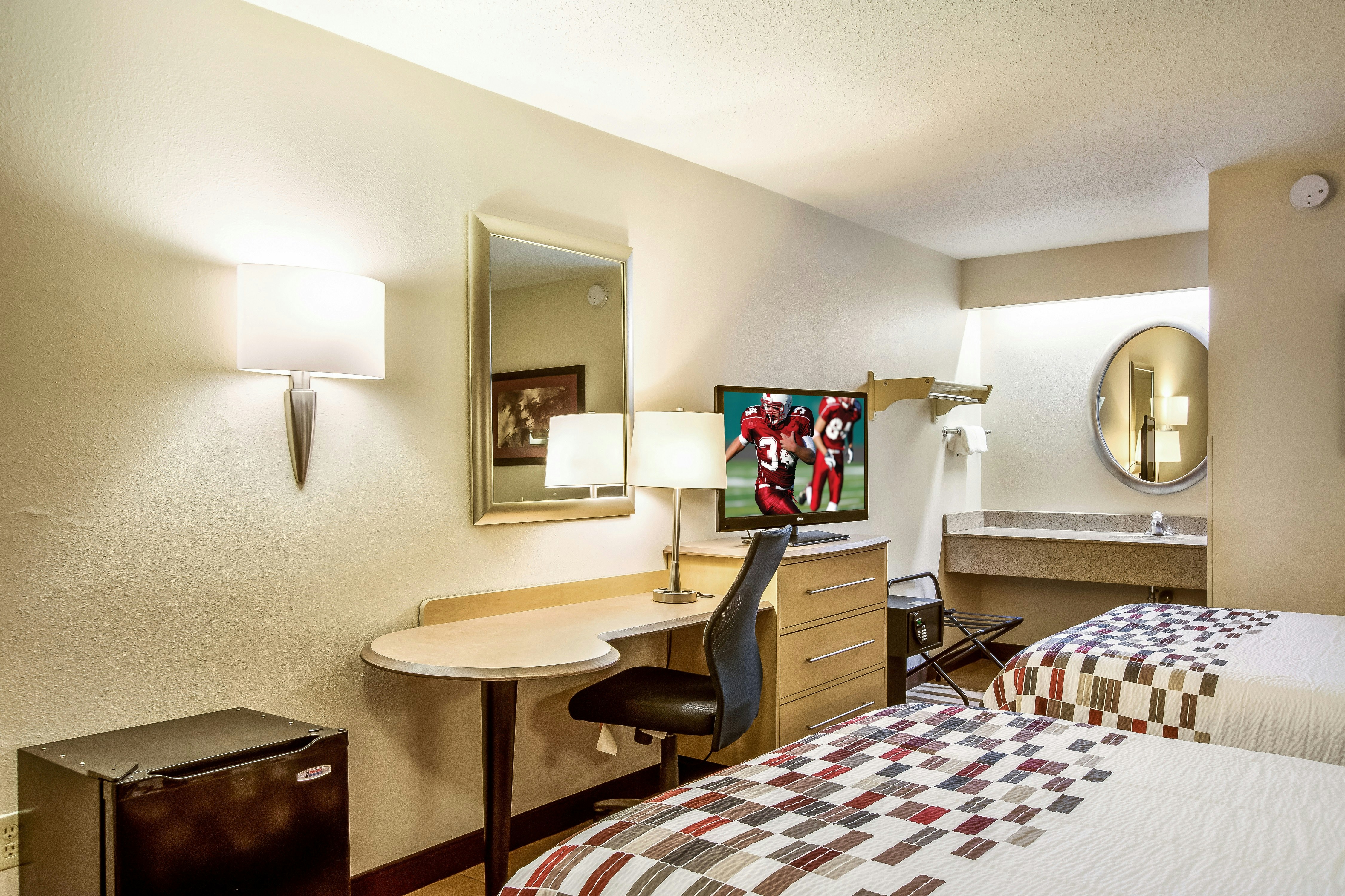 Red Roof Inn Detroit - Plymouth/Canton 15/23