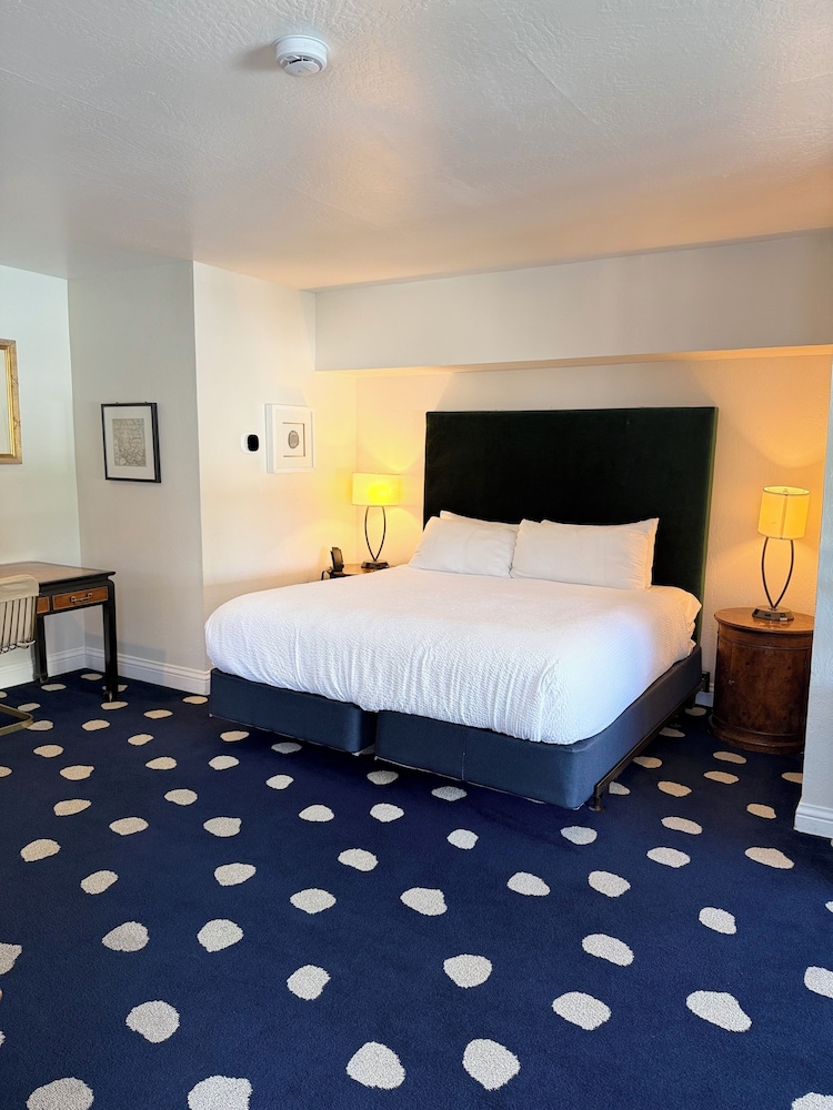 Junior Suite, King Bed