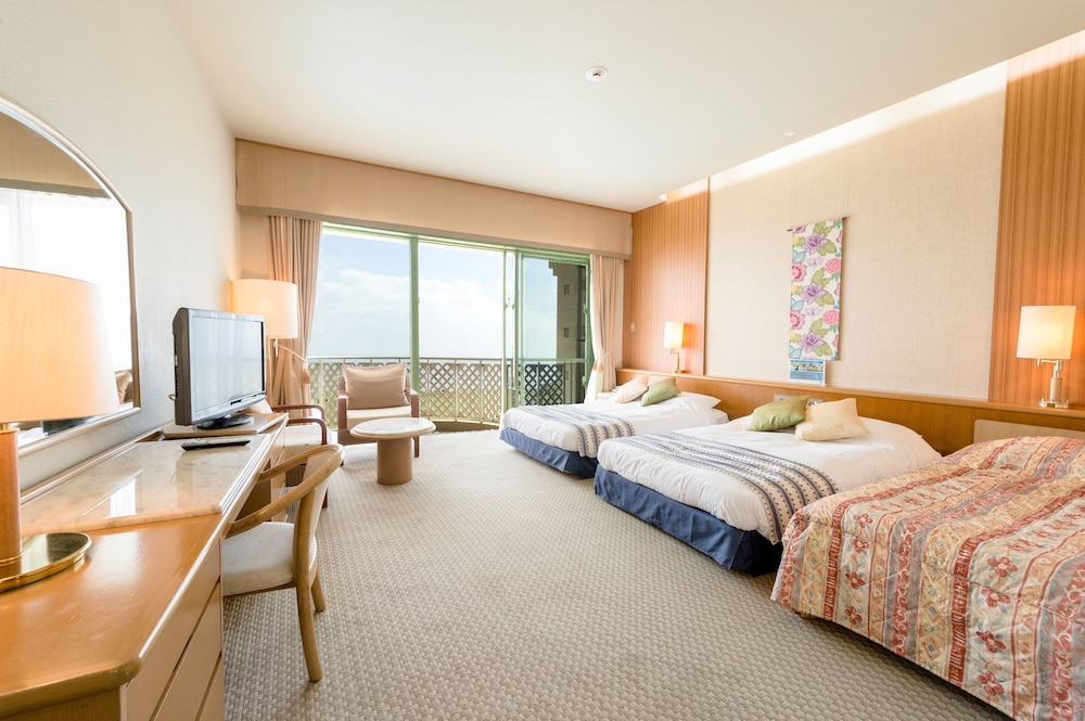 The Southern Links Resort Hotel 4/34