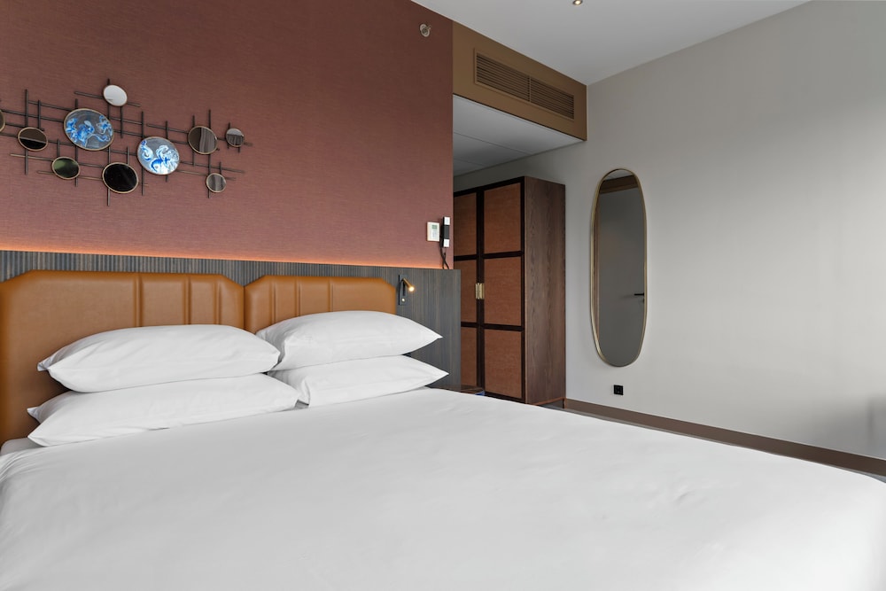 Junior Suite, King Bed
