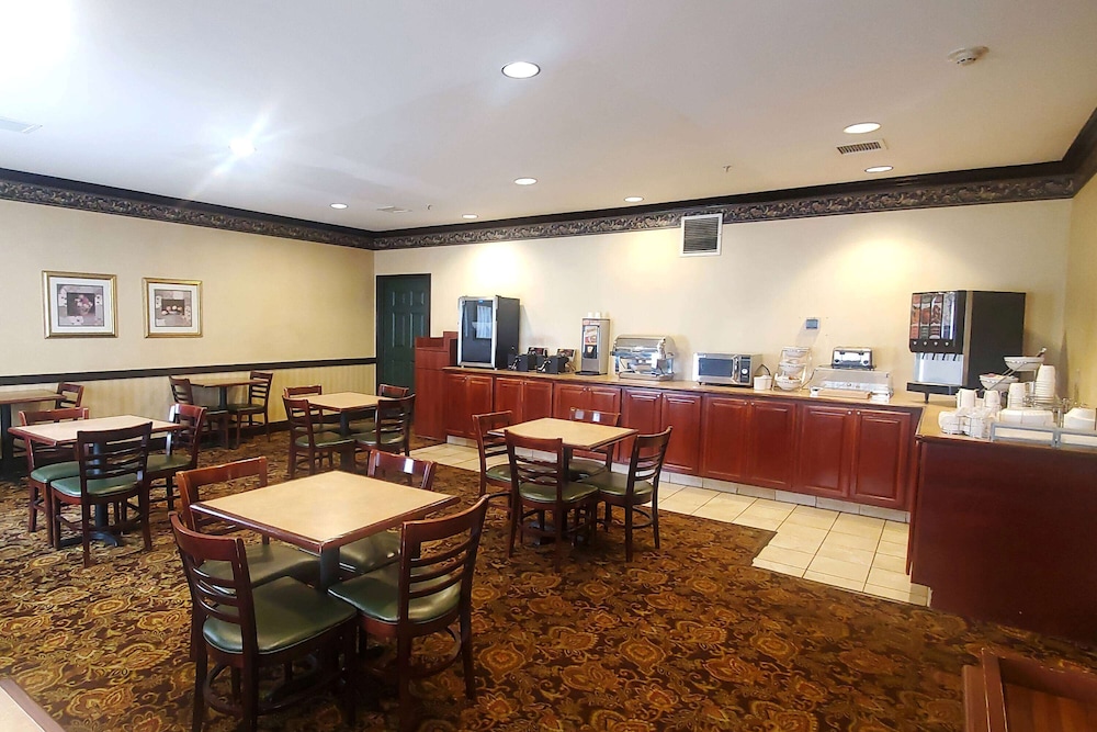 Wingate by Wyndham Youngstown/Austintown 35/48