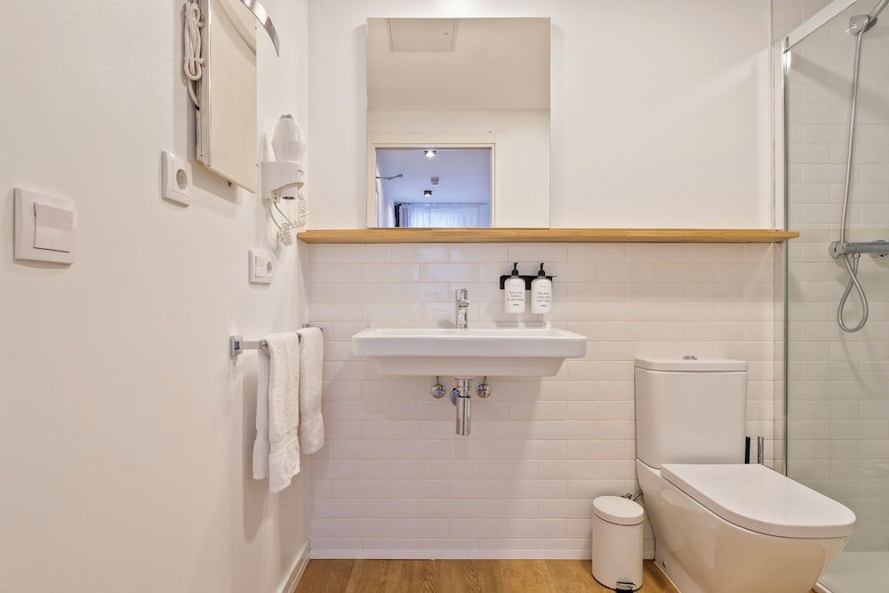 Colectia Hotel Ondarreta 33/38