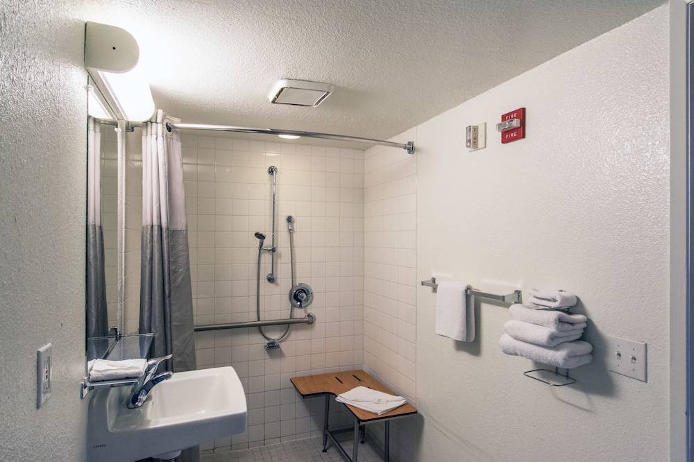 Motel6 Eureka, CA – Redwood Coast 36/60