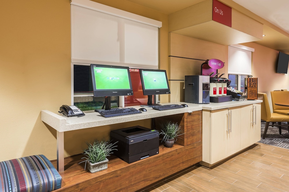 TownePlace Suites by Marriott Tampa Westshore/Airport 42/54