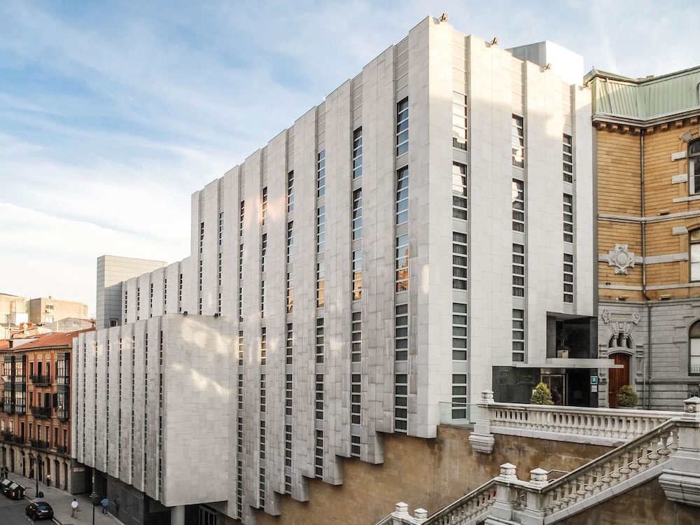 Mercure Bilbao Jardines De Albia 3/70