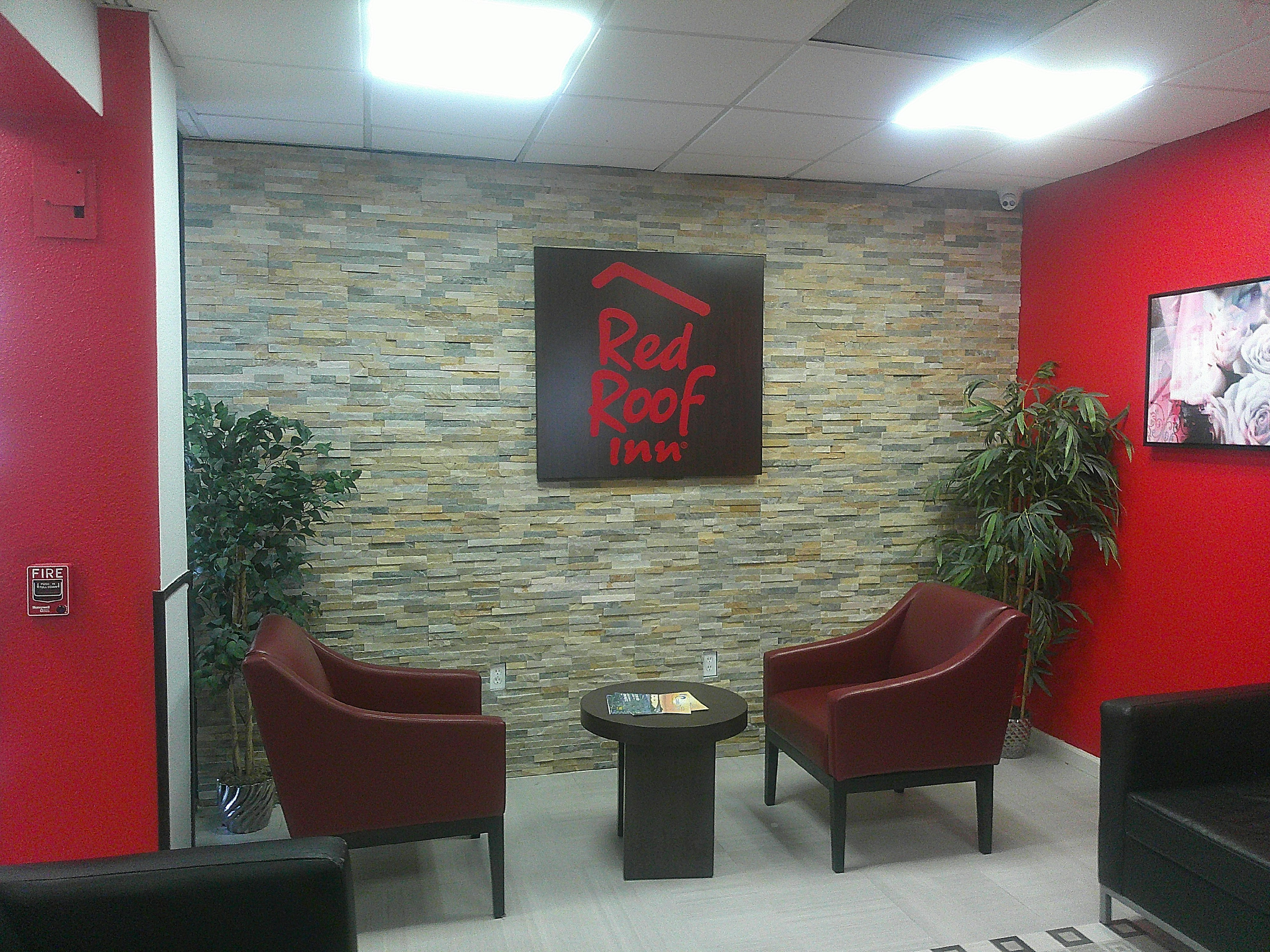 Red Roof Inn Corpus Christi North - Near Downtown 8/18