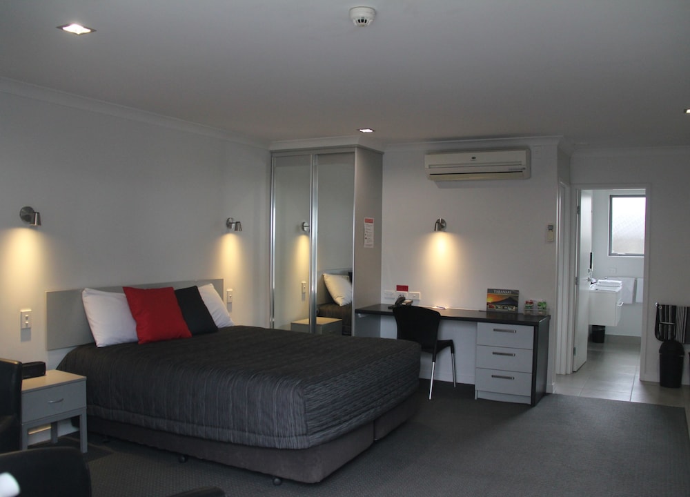1 BEDROOM, APARTMENT