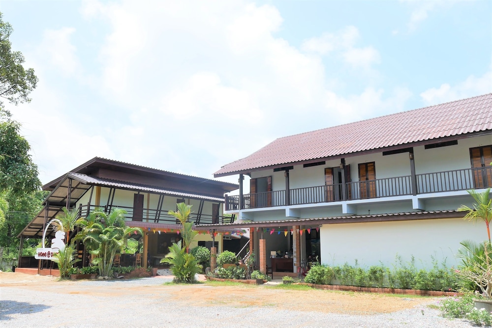 Home At Chan Resort 3/25