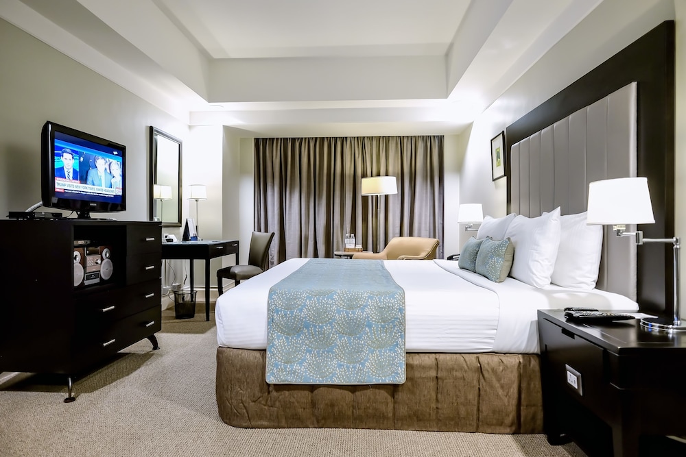 EXECUTIVE, STUDIO, KING BED