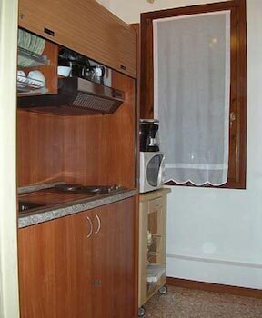 Orion Hotel 6/69