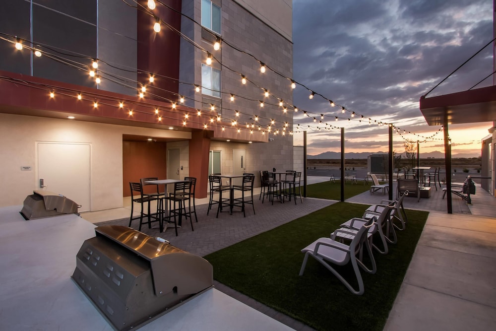 Everhome Suites Chandler Phoenix Fashion Center 21/50