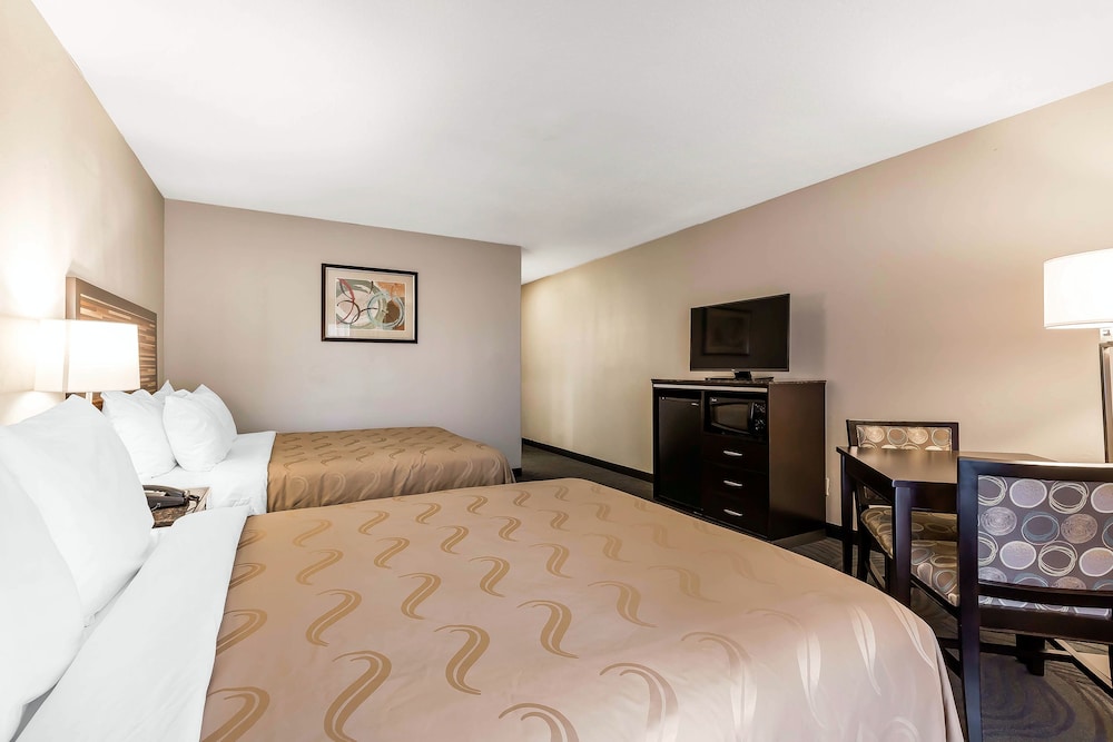 Quality Inn Fallbrook I 15 11/34