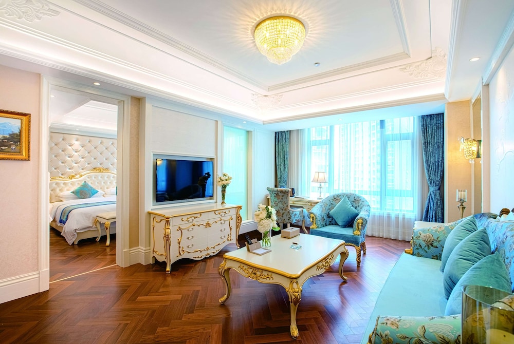 Wyndham Grand Kunming East 48/68