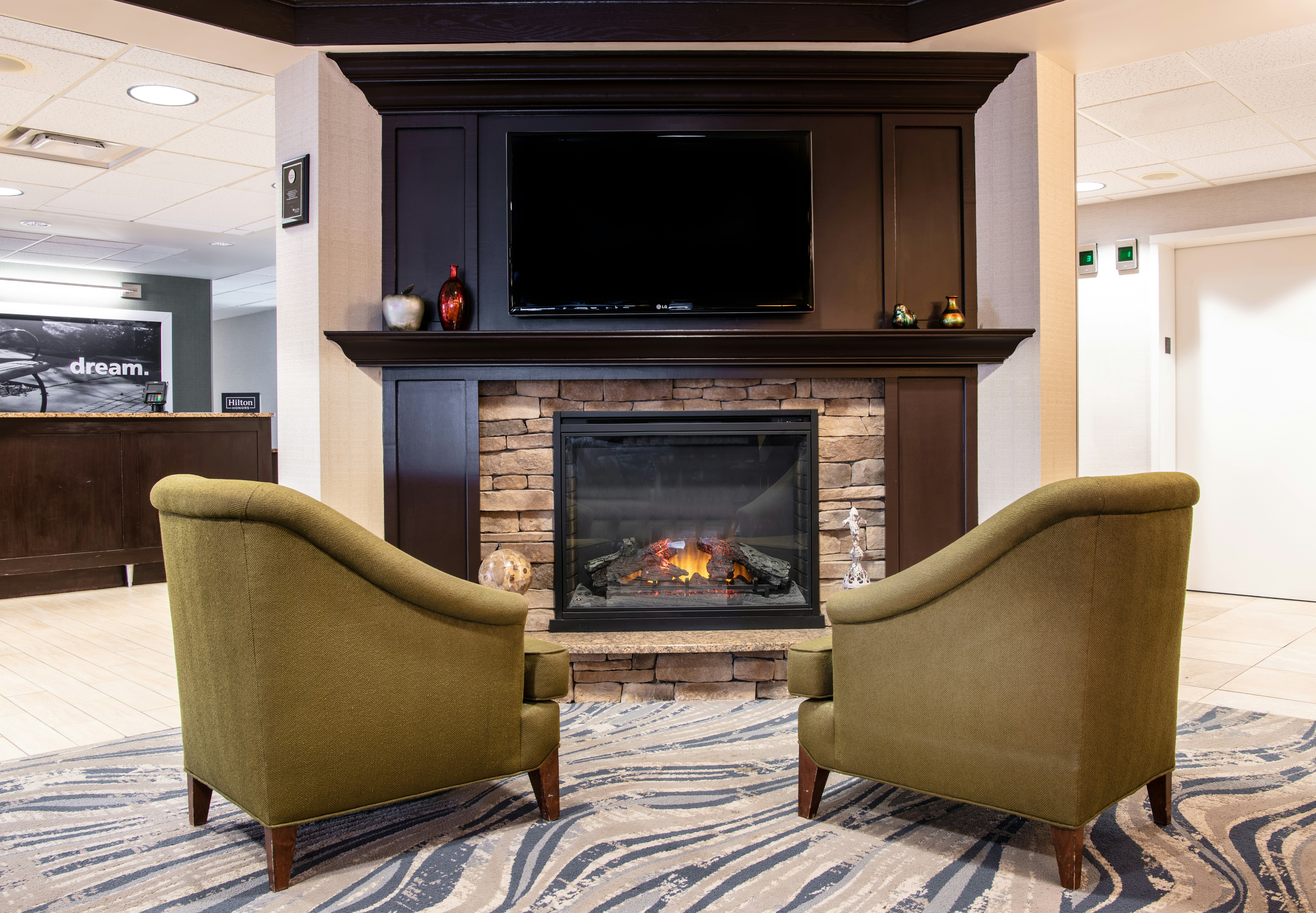 Hampton Inn Erie South 14/24