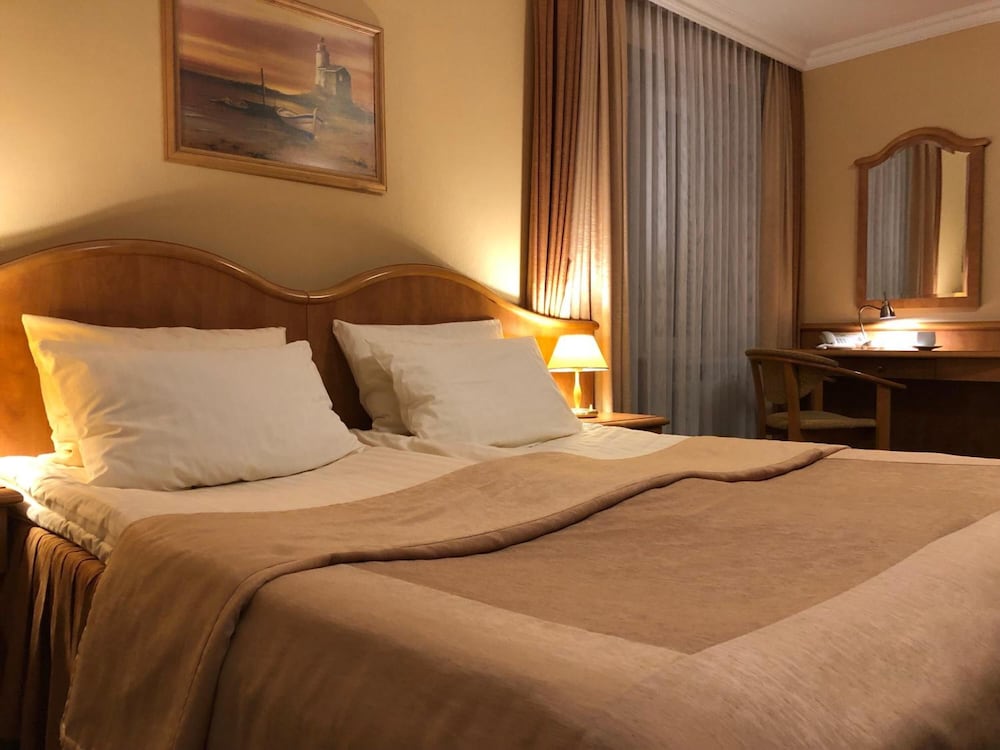 Hotel Polaris Iii 13/64