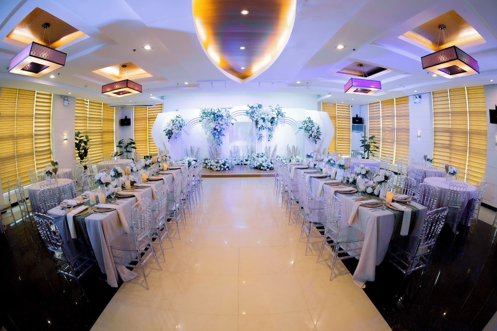 Star Hotel 22/26
