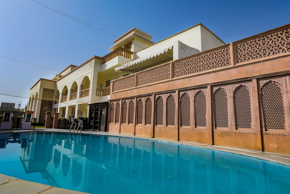 AMARGARH RESORT 3/66