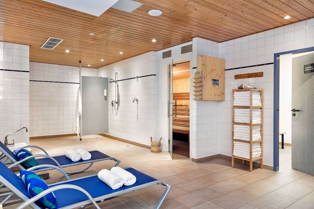 Sunday Hotel Frankfurt Airport 15/35