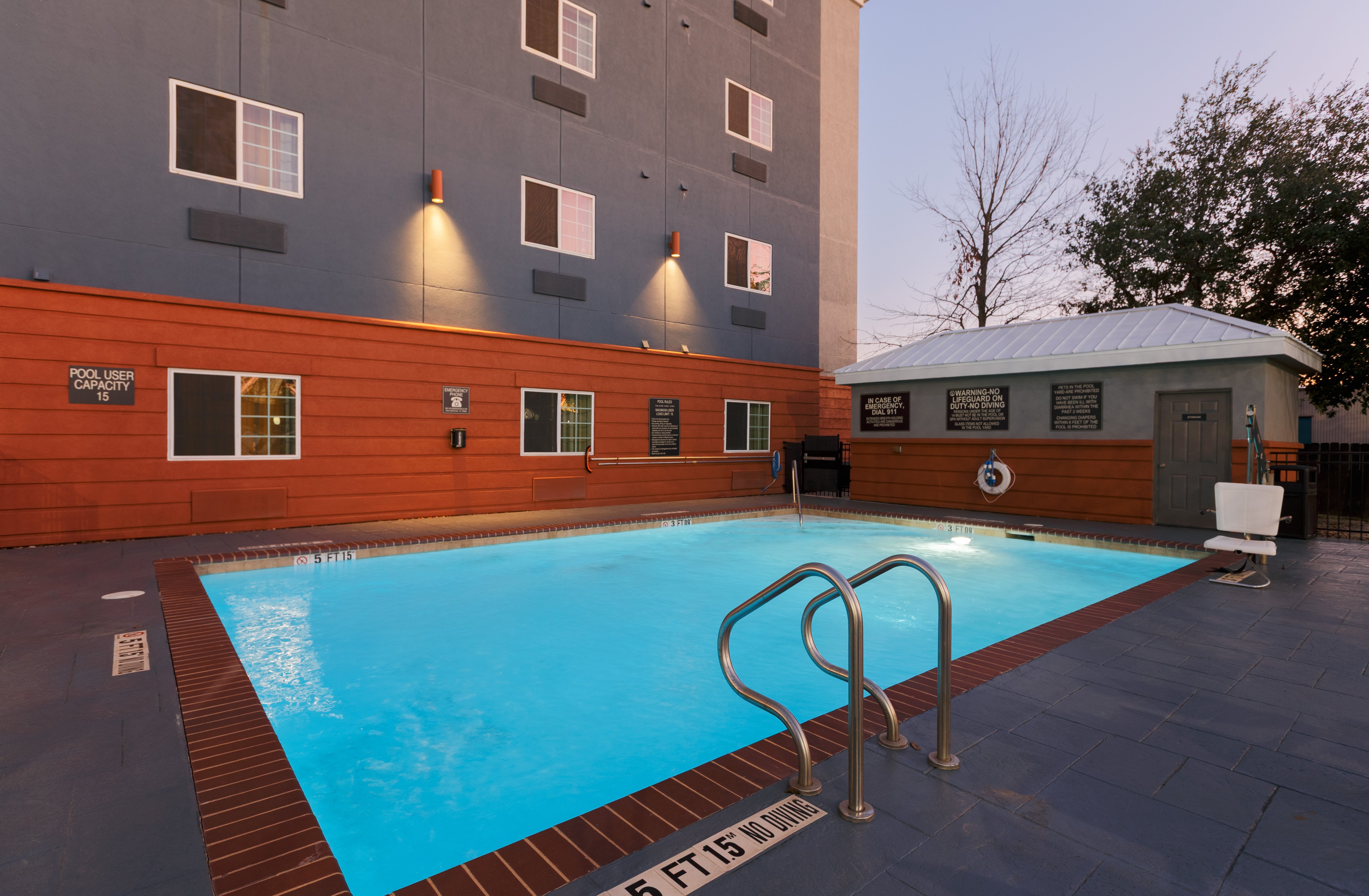 CANDLEWOOD SUITES SAN MARCOS 9/71