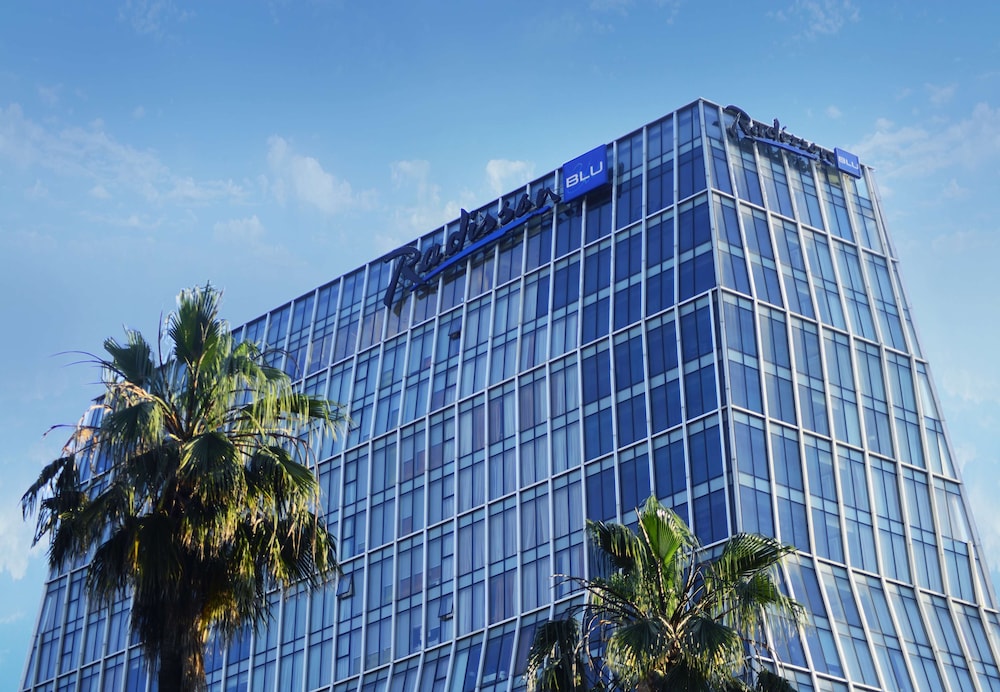 RADISSON BLU HOTEL, BATUMI 3/62