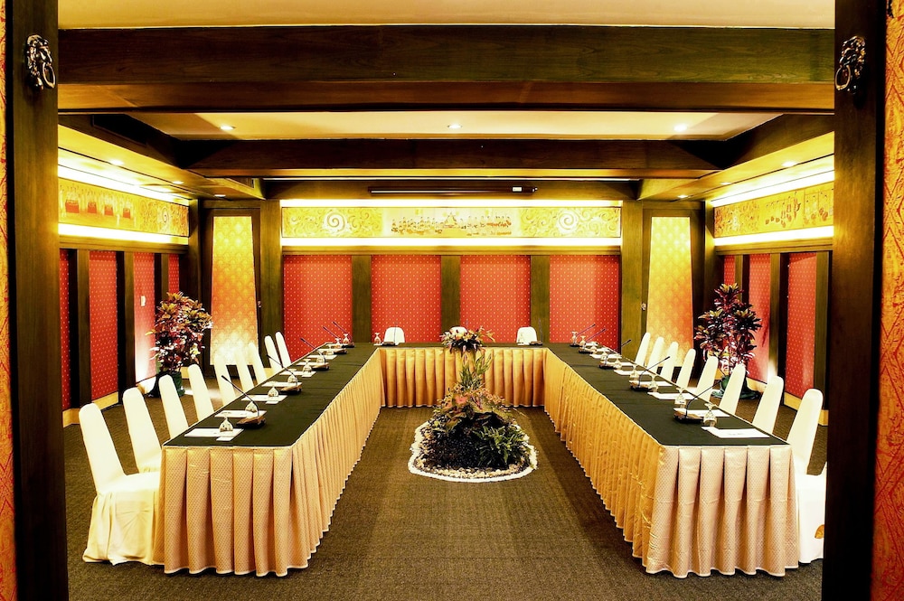 ANDAMAN SEAVIEW HOTEL 48/52