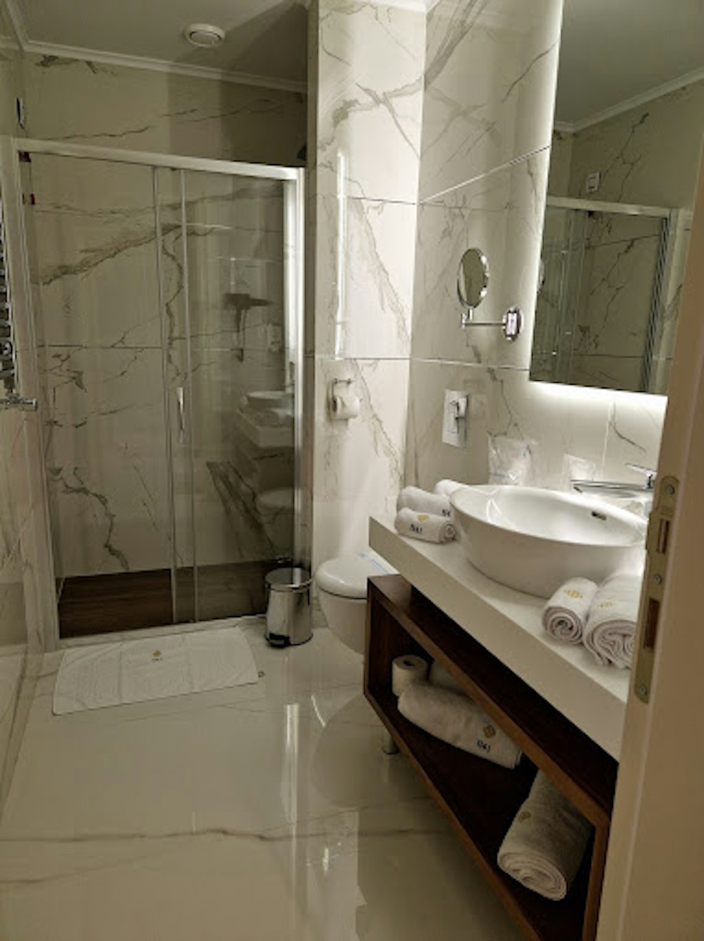 H41 Luxury Suites Belgrade 26/26
