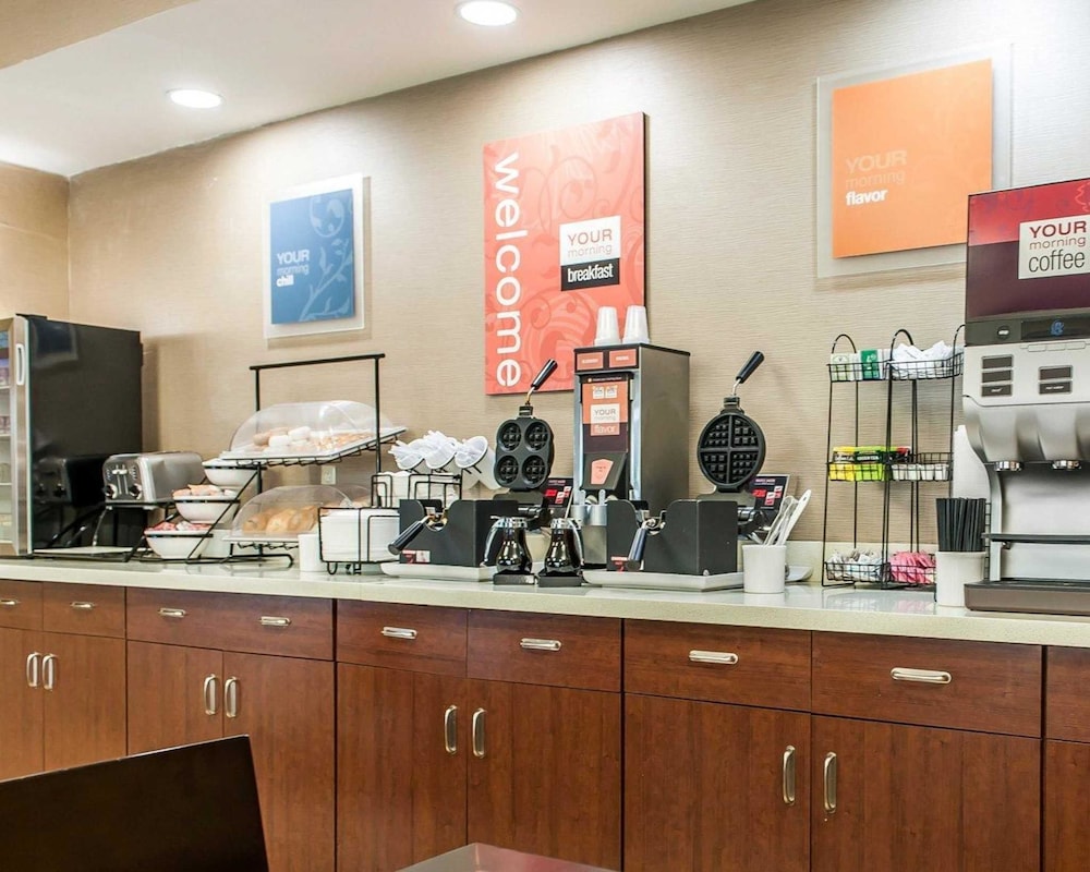 Comfort Inn Grove City - Columbus South 15/23