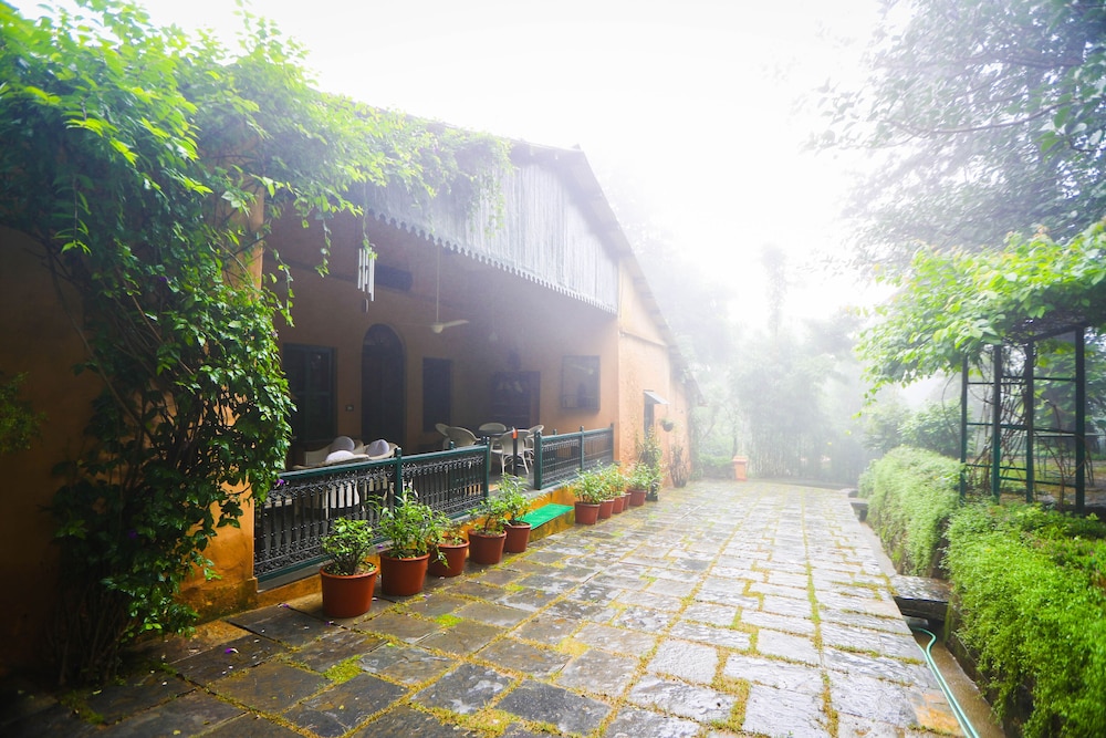 WelcomHeritage Connaught House 2/50