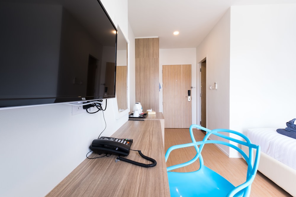 P Plus Hotel 32/71