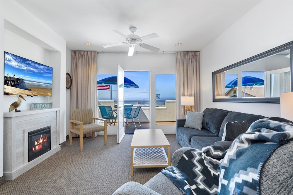 Beach House Inn & Suites 22/50