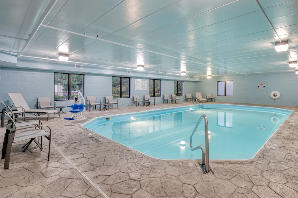 swimming pool spa