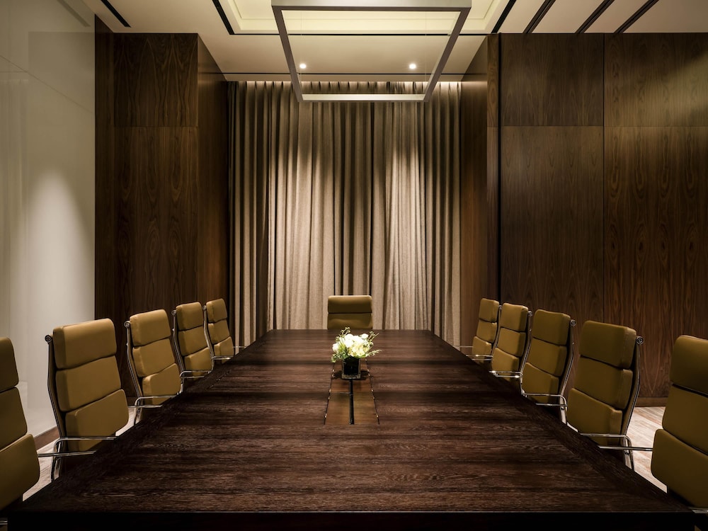 Grand Mercure Ambassasdor Hotel and Residences Seoul Yongsan 64/71