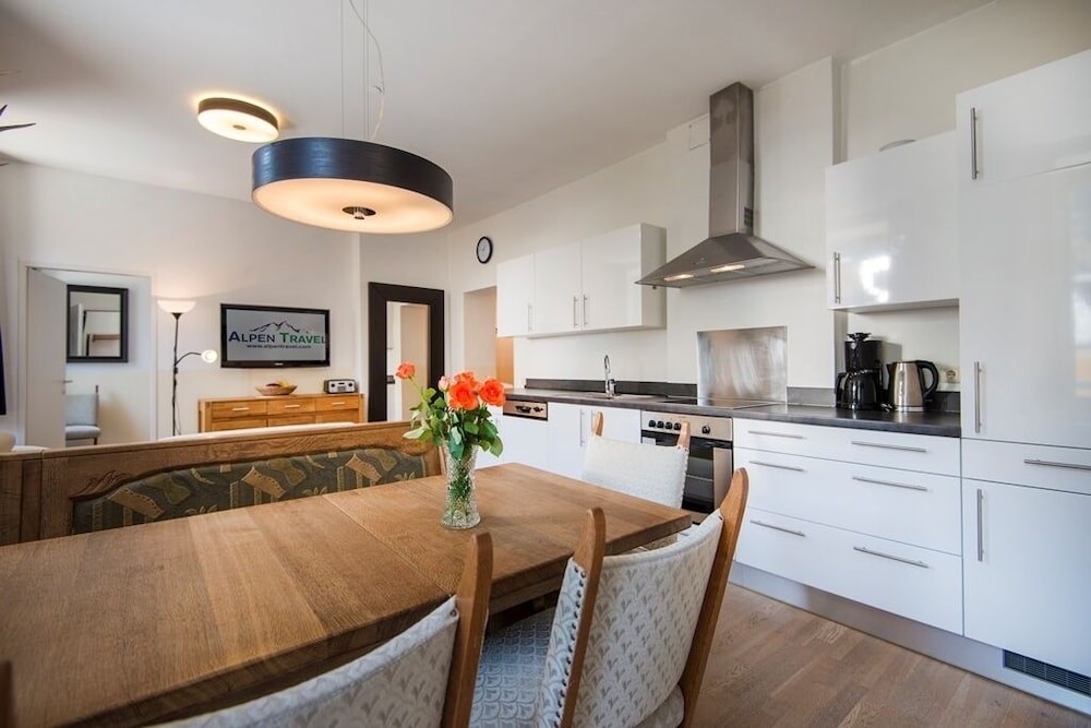 Haus Lothringen 33/50