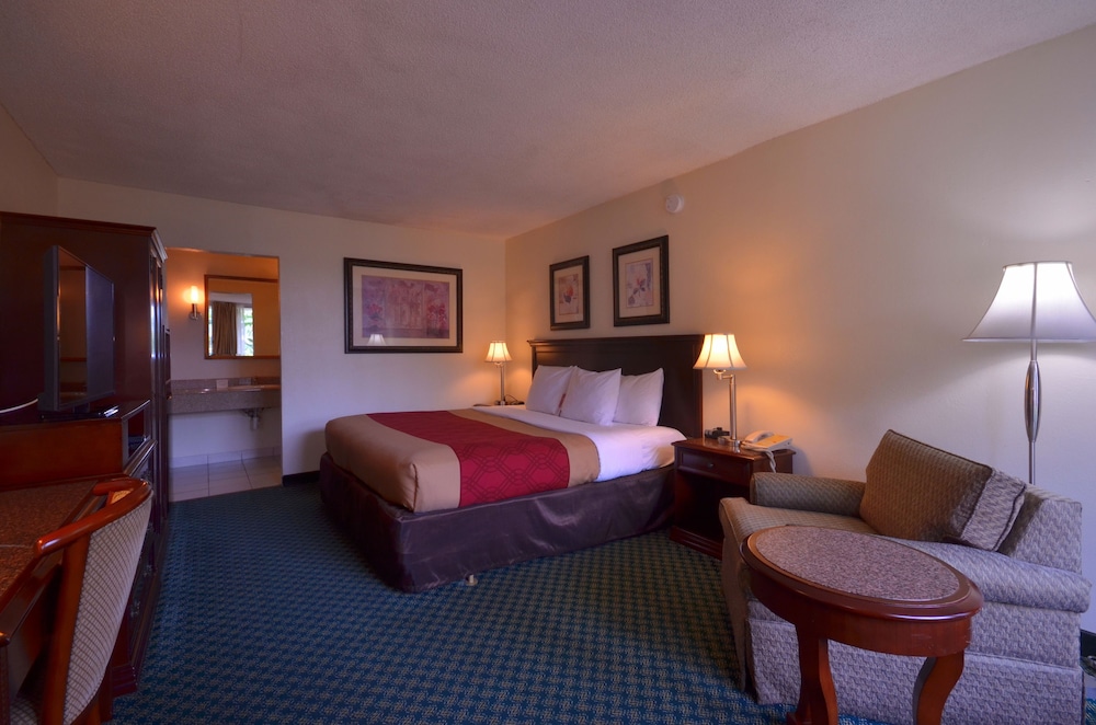 ISLAND HOTEL of Space Coast 21/46