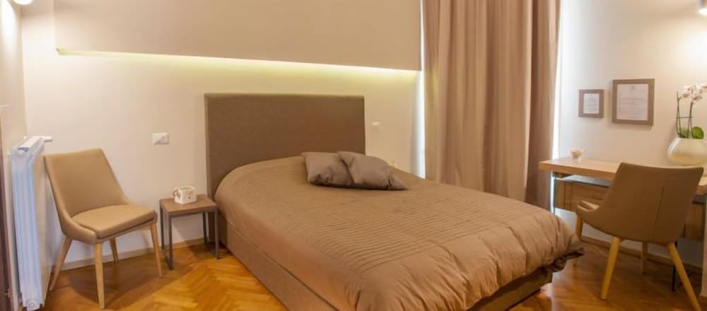 B B Palazzo Depretis 30/50