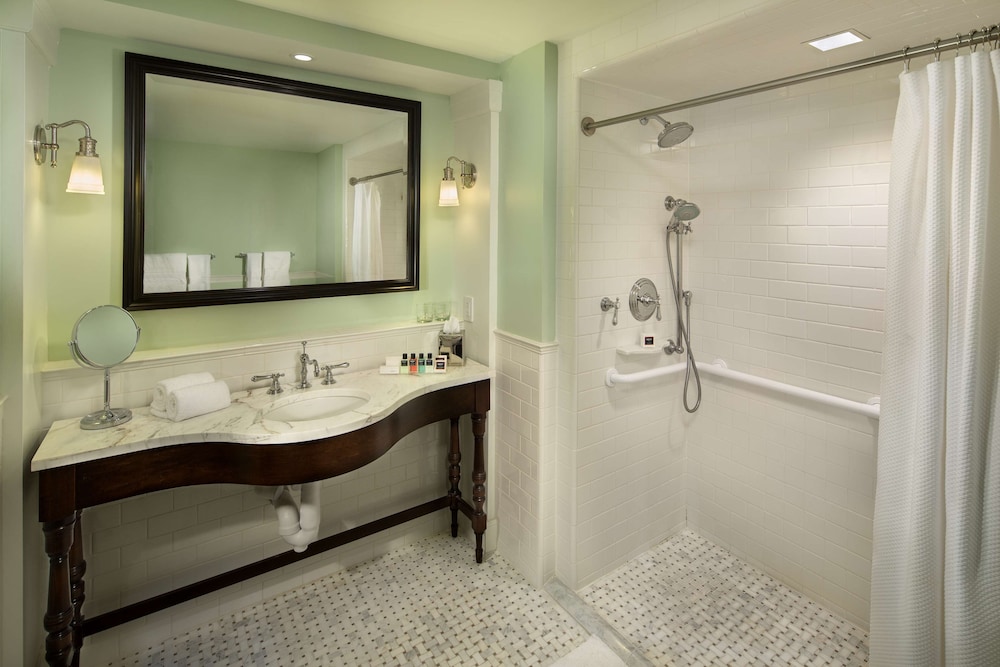 The Carolina Inn, a Destination by Hyatt Hotel 47/50