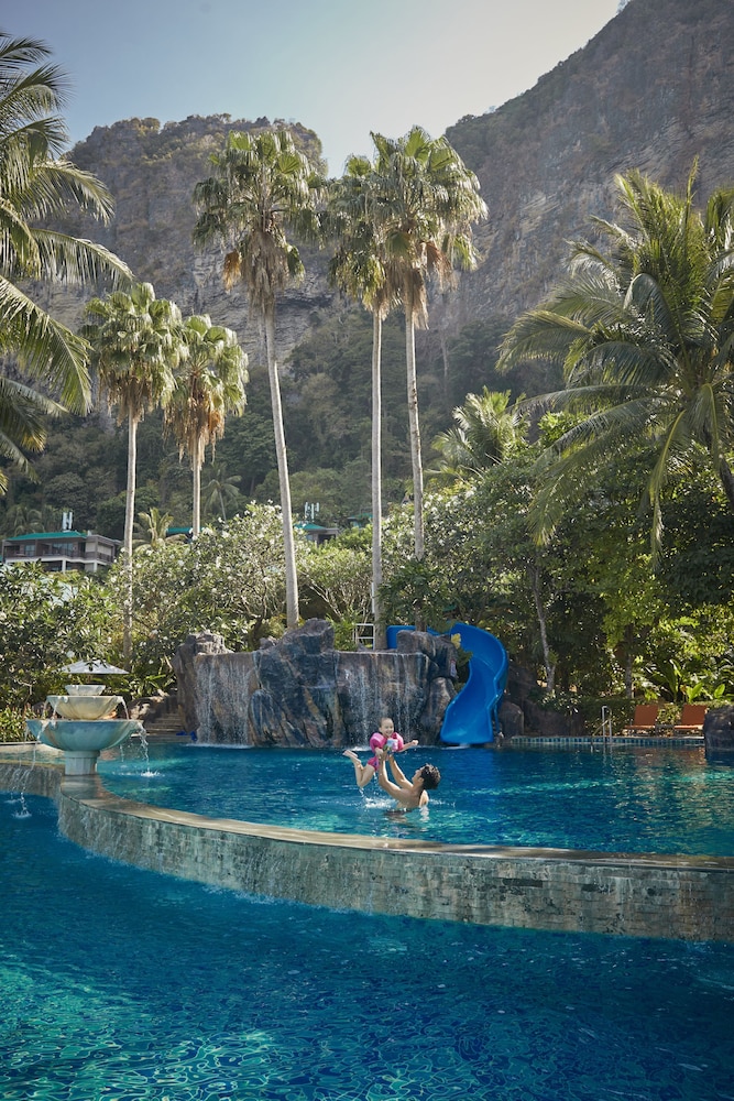 Centara Grand Beach Resort & Villas Krabi 73/79