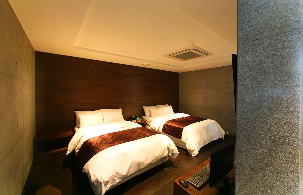 PREMIUM, TWIN BEDS