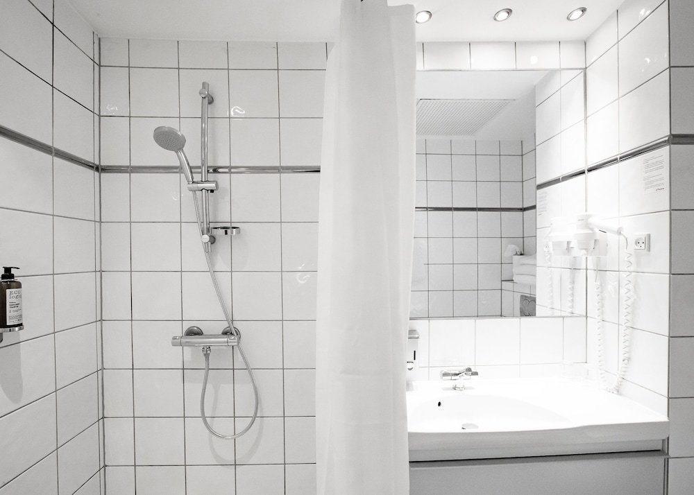 غرفة سوبيريور بسرير كوين، GO Hotel Ansgar 4/4