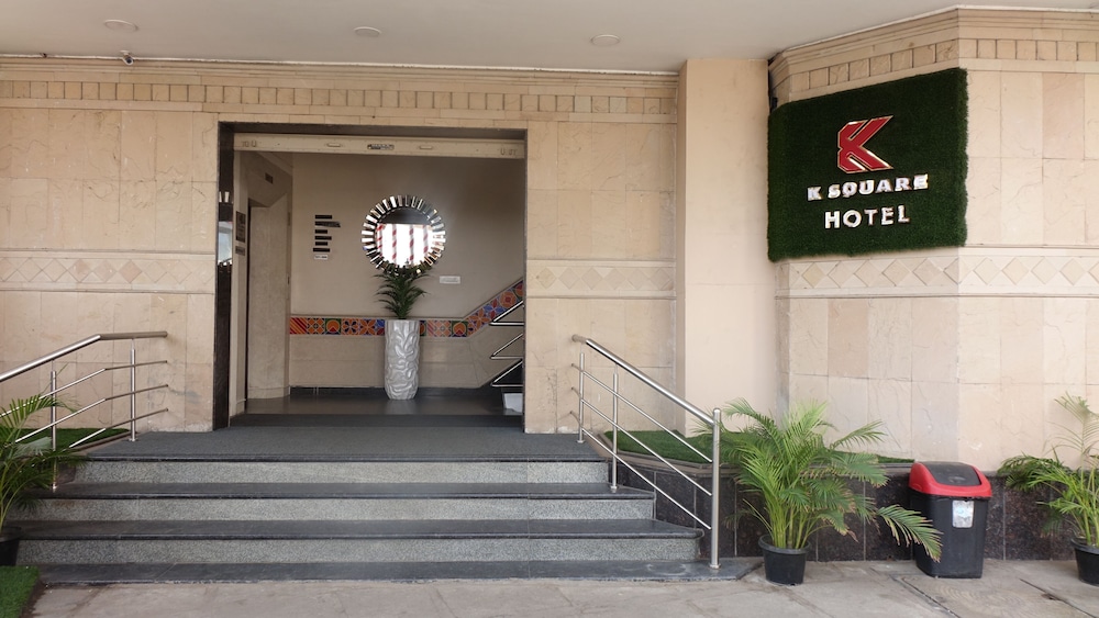 Fabhotel K-Sqaure Koyambedu 7/26