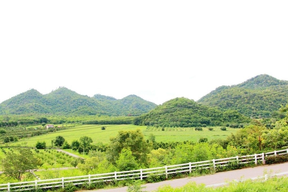 Thongsathit Hill Resort Khao Yai 46/54