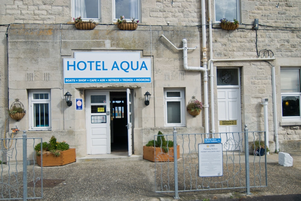 The Aqua 2/30