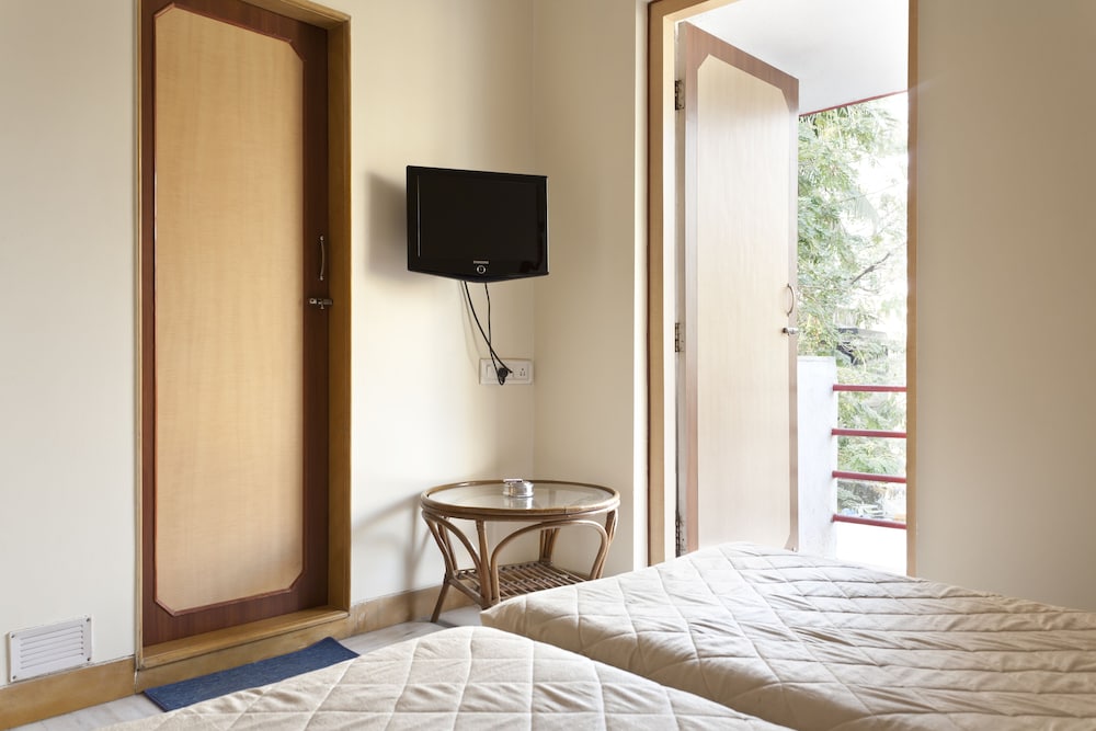 Hotel Accord 42/67