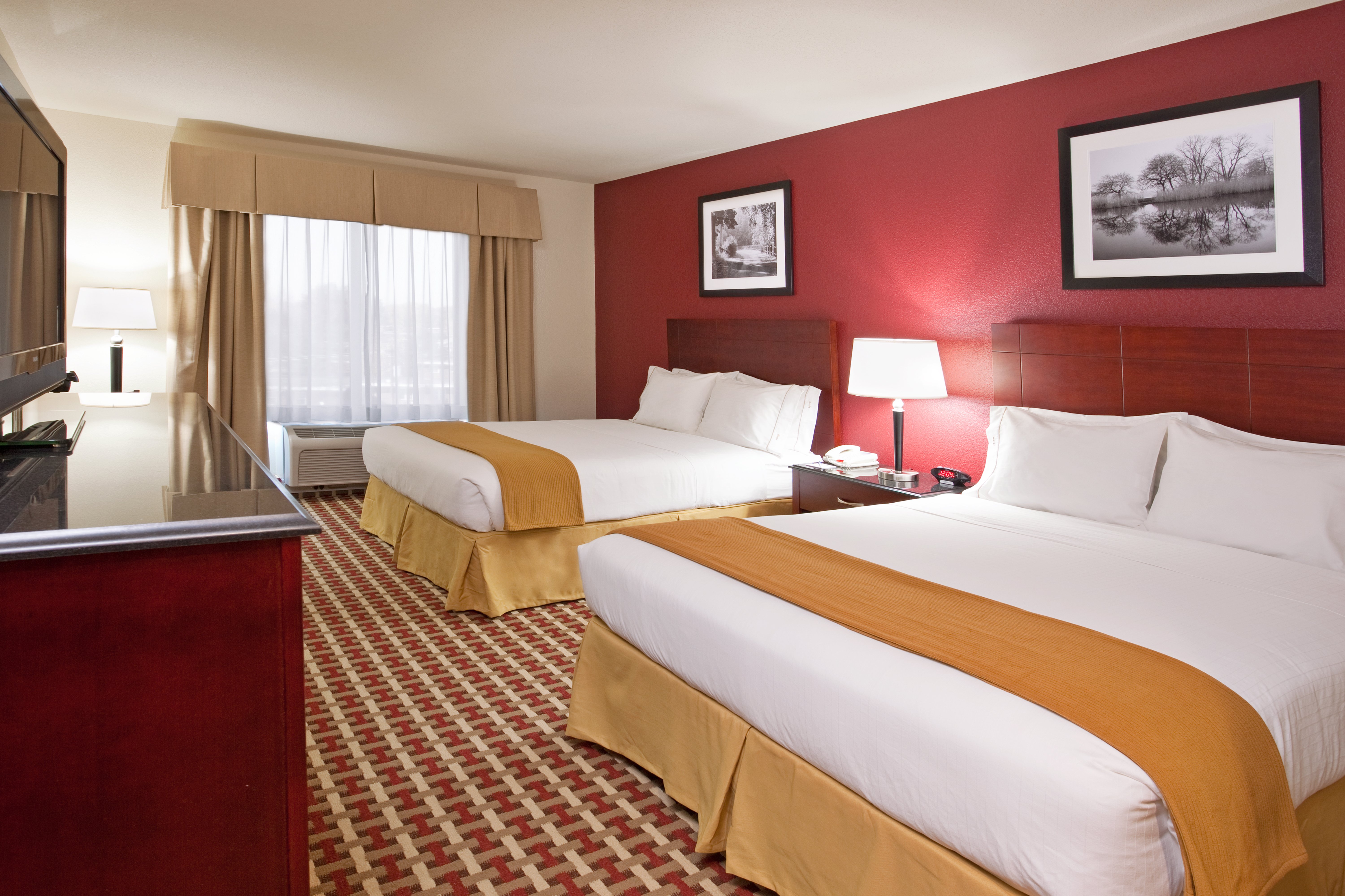 Holiday Inn Express Hotel Suites Columbus Univ Area Osu 18/62