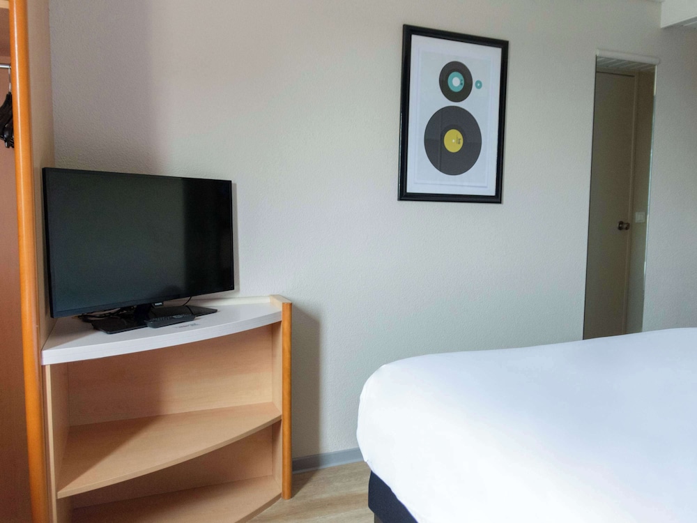 Ibis Narbonne 61/66