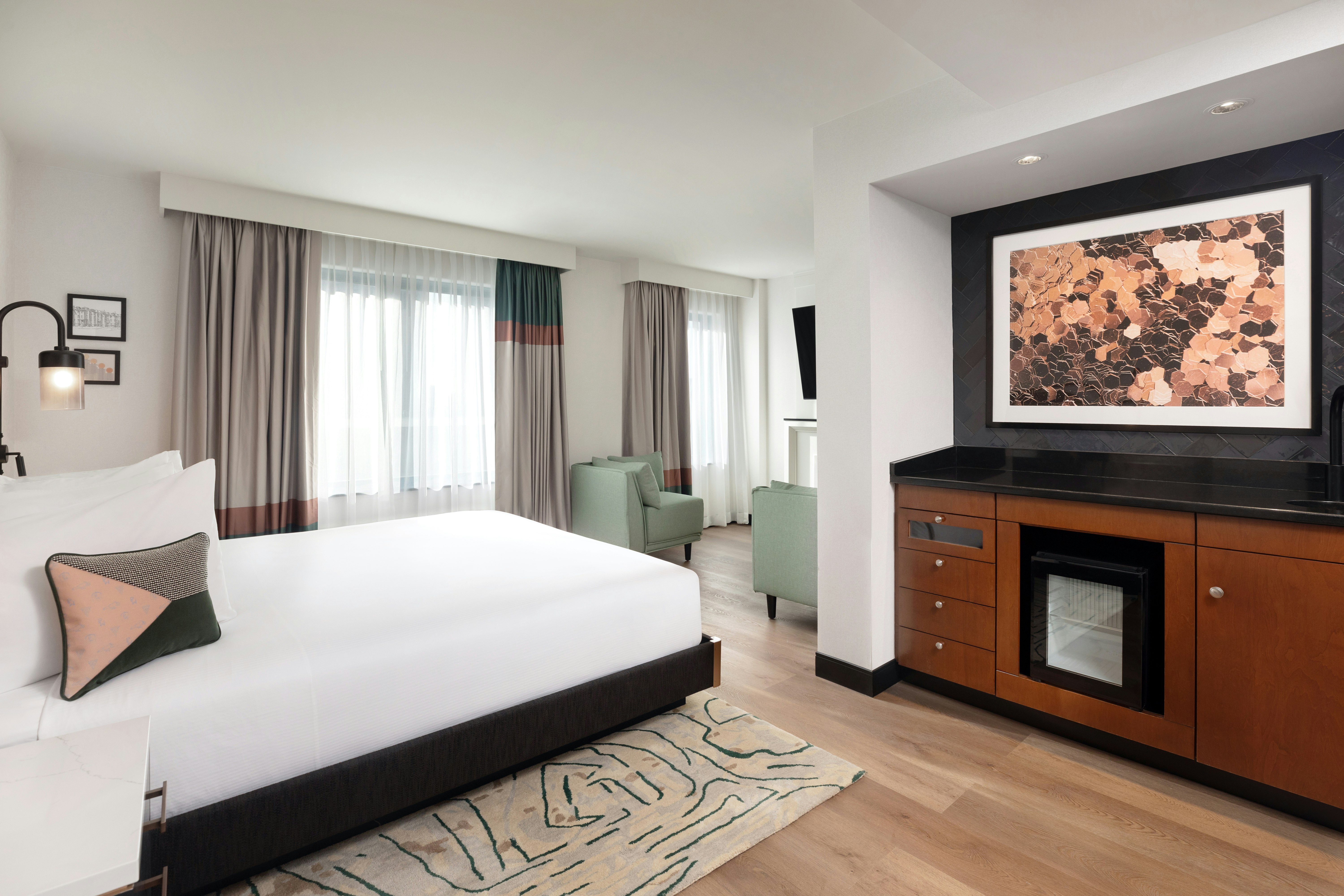 PREMIUM, KING BED